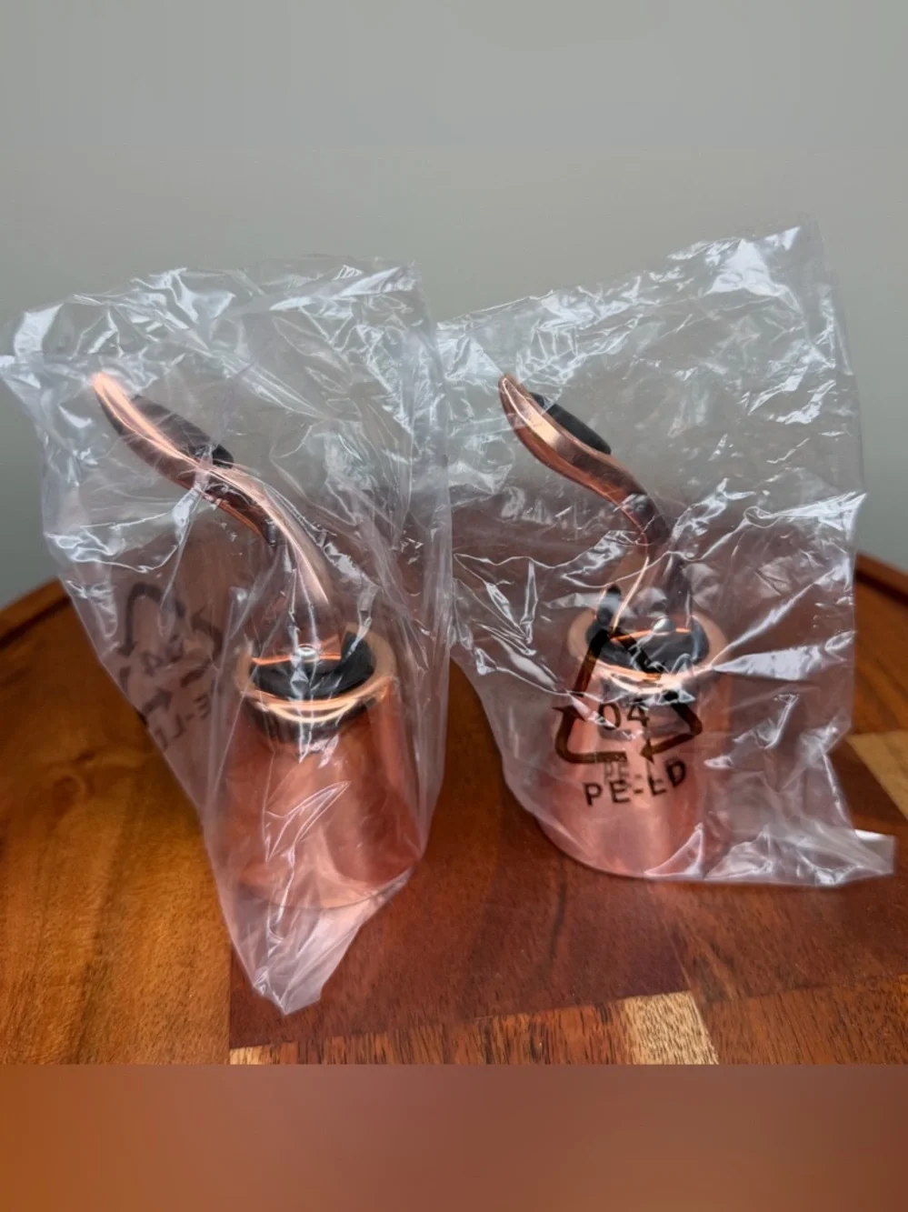 OGGI Copper-Plated Wine Bottle Stoppers